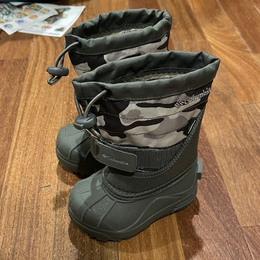 Columbia Snow Boots